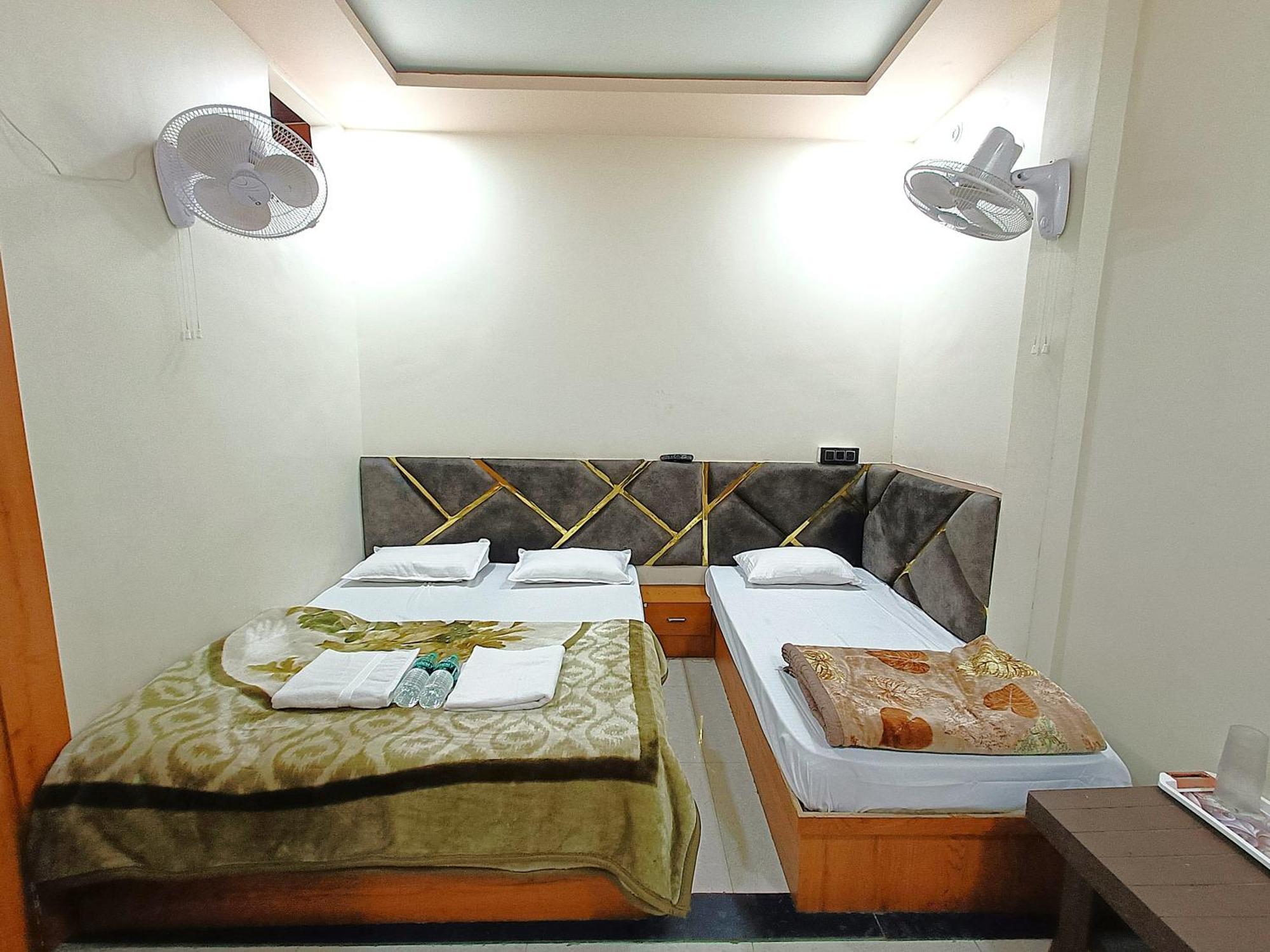 Hotel Shreem Ujjain Εξωτερικό φωτογραφία