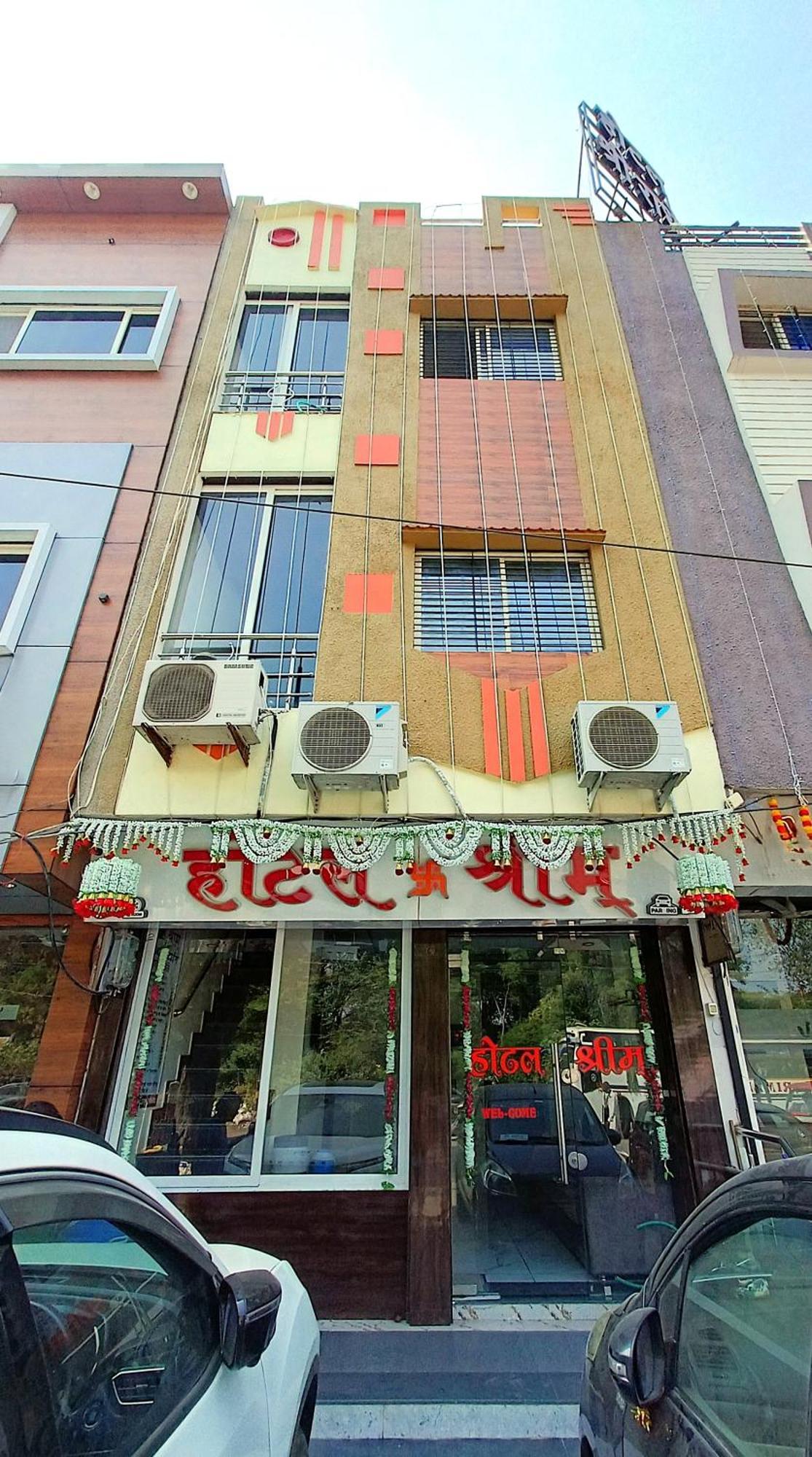 Hotel Shreem Ujjain Εξωτερικό φωτογραφία