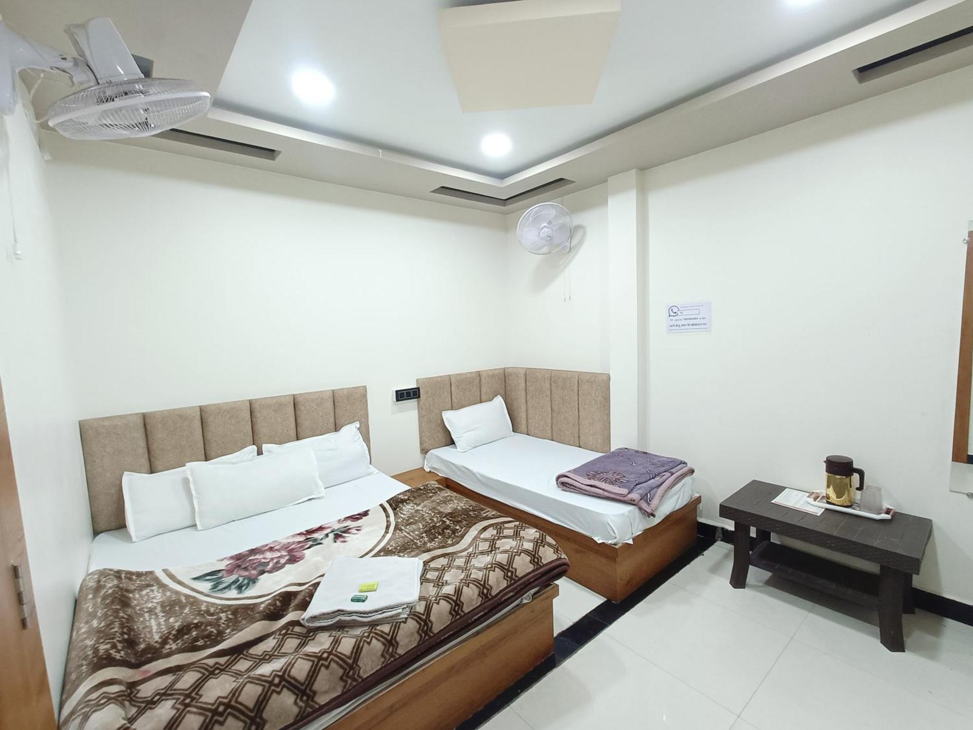 Hotel Shreem Ujjain Δωμάτιο φωτογραφία