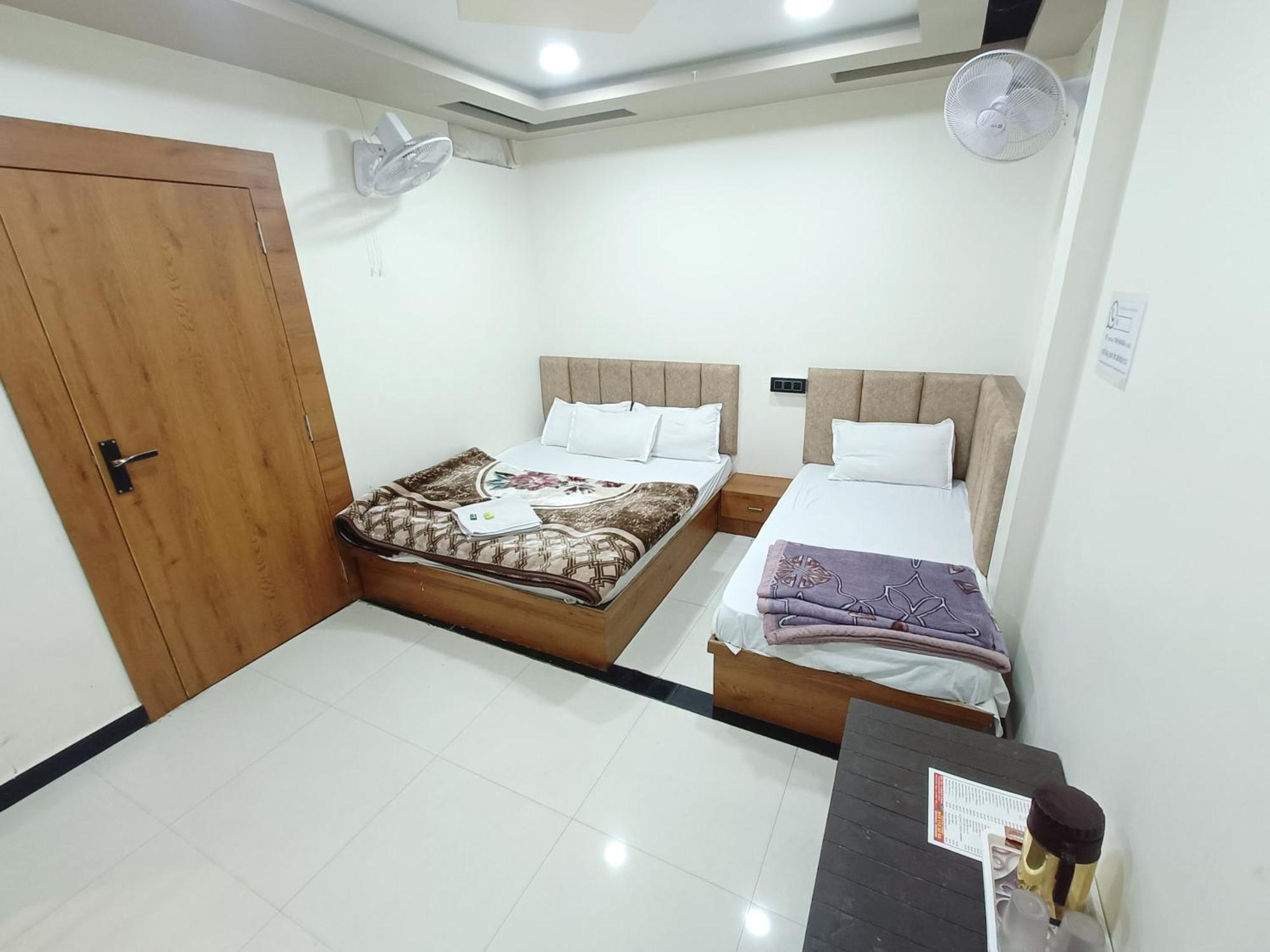 Hotel Shreem Ujjain Δωμάτιο φωτογραφία