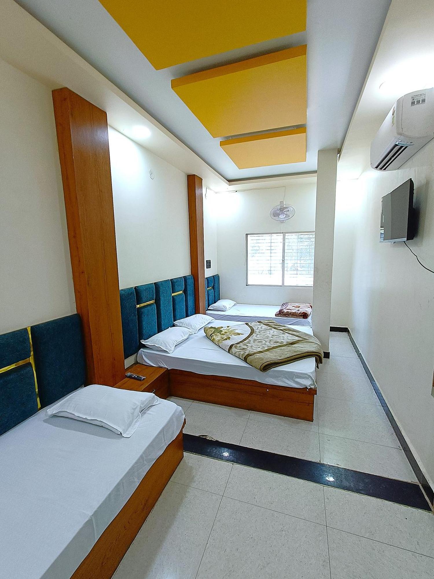 Hotel Shreem Ujjain Εξωτερικό φωτογραφία
